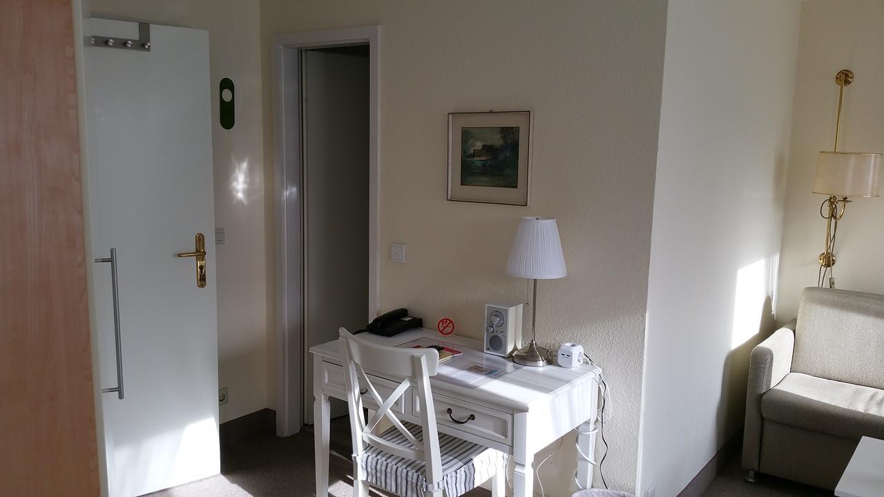 Clausen Hotell Westerland Exteriör bild