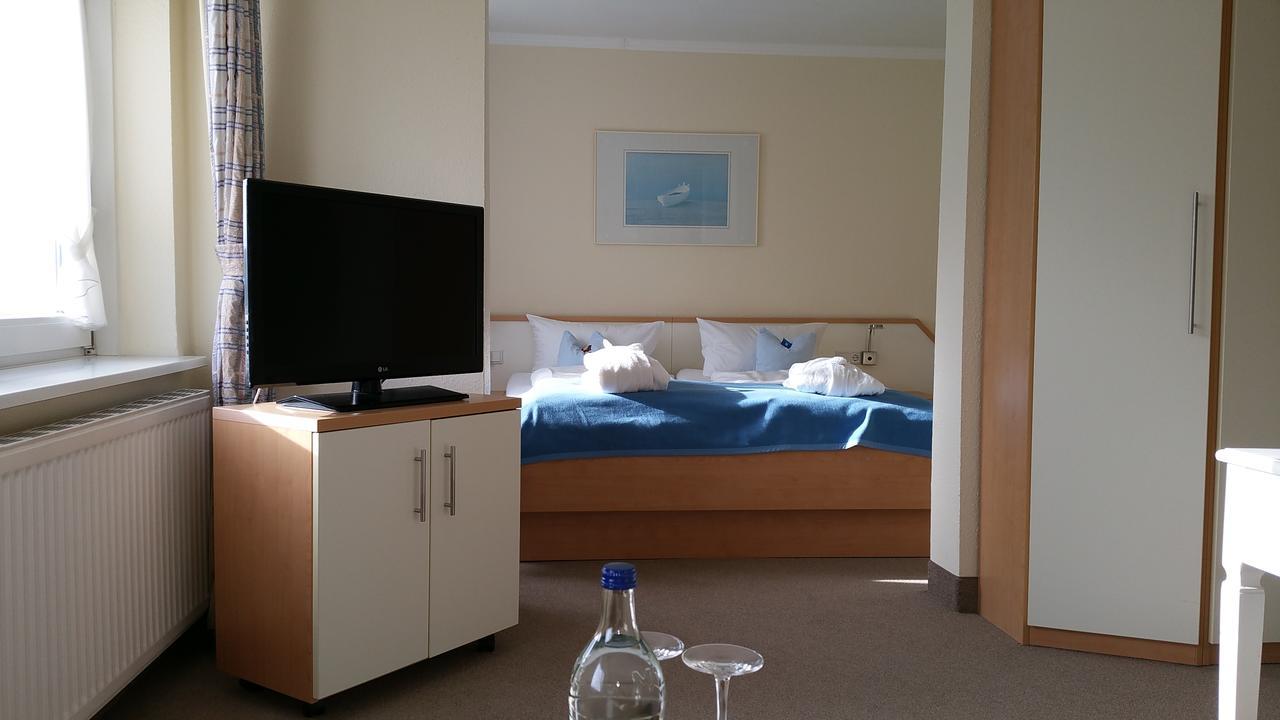 Clausen Hotell Westerland Exteriör bild